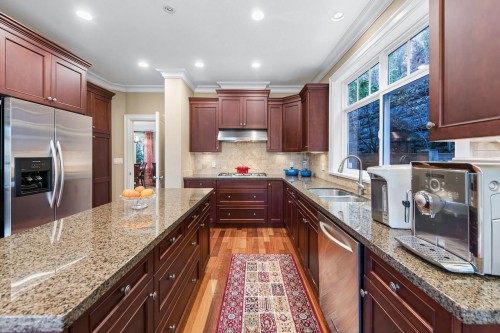 1605 Chippendale Road, West Vancouver, BC 