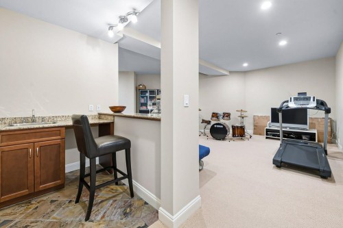 1605 Chippendale Road, West Vancouver, BC 