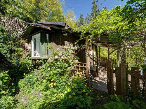 2602 Lower Road, Roberts Creek, BC 