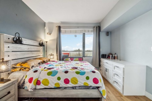 201-14300 Riverport Way, Richmond, BC 