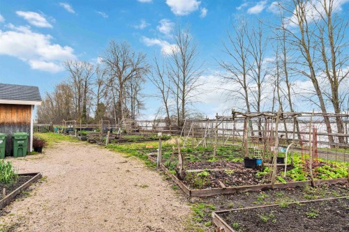 201-14300 Riverport Way, Richmond, BC 