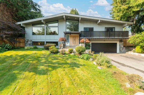 8 Halss Crescent, Vancouver, BC 