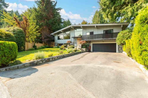 8 Halss Crescent, Vancouver, BC 