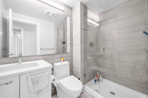 1201-8761 University Crescent, Burnaby, BC 