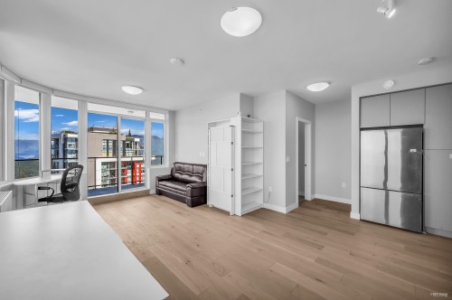 1201-8761 University Crescent, Burnaby, BC 