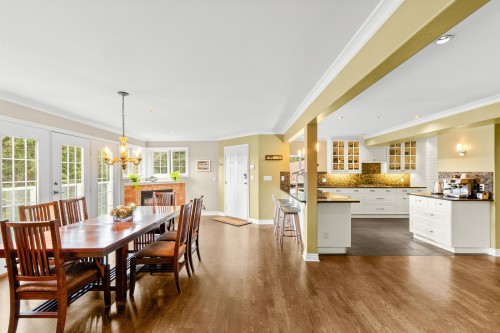 4622 Cove Cliff Road, North Vancouver, BC 