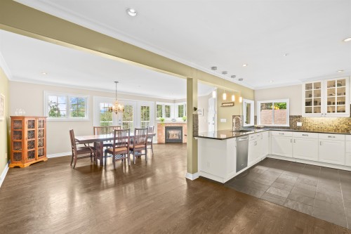 4622 Cove Cliff Road, North Vancouver, BC 