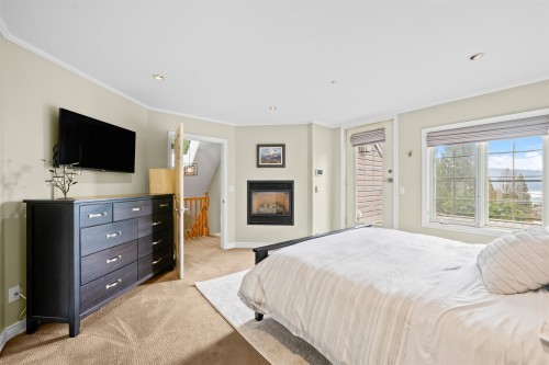 4622 Cove Cliff Road, North Vancouver, BC 