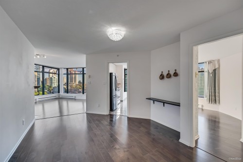 1703-4505 Hazel Street, Burnaby, BC 