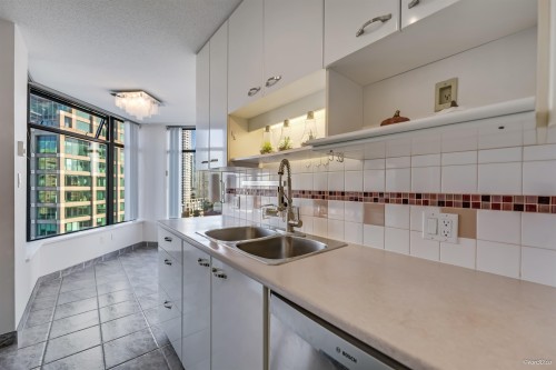 1703-4505 Hazel Street, Burnaby, BC 