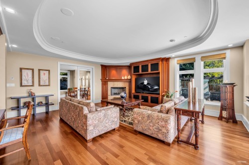 2495 Hudson Court, West Vancouver, BC 