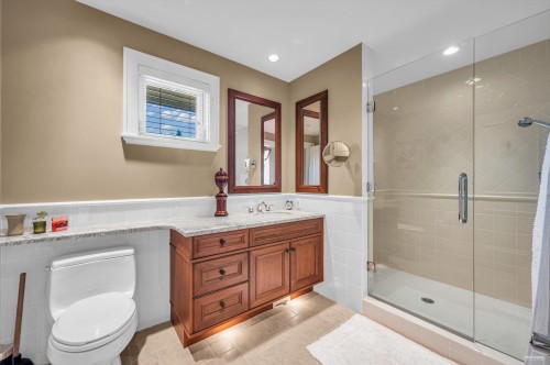 2495 Hudson Court, West Vancouver, BC 