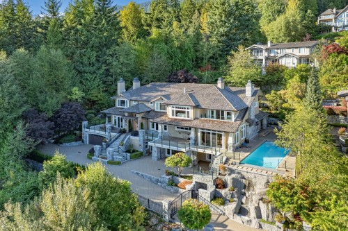 2495 Hudson Court, West Vancouver, BC 