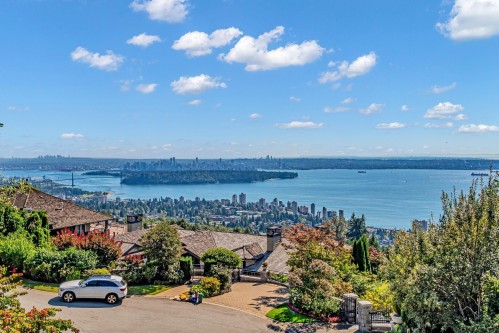 2495 Hudson Court, West Vancouver, BC 