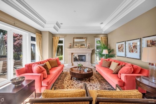 2495 Hudson Court, West Vancouver, BC 