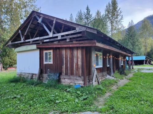 9304 Upper Lillooet River Fsr, Pemberton, BC 