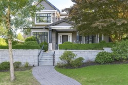 2069 W 28th Avenue  Vancouver, BC V6J 2Y8