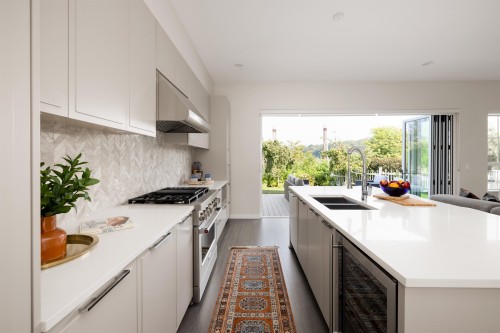 2-5551 Admiral Way, Delta, BC 