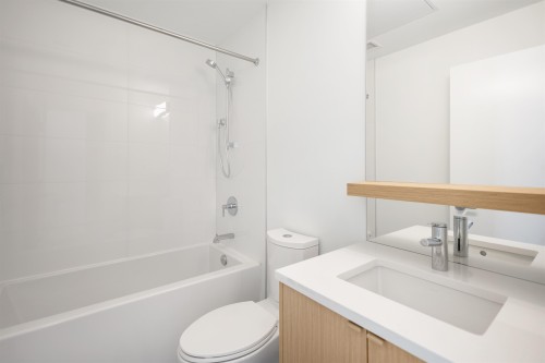 400-37994 Second Avenue, Squamish, BC 