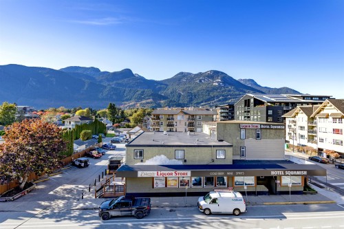 400-37994 Second Avenue, Squamish, BC 