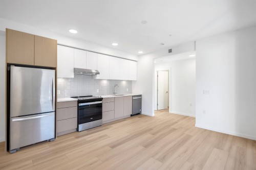 400-37994 Second Avenue, Squamish, BC 