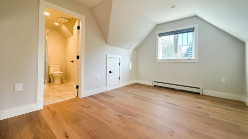 4903A 53 Street, Delta, BC 