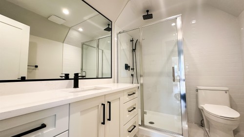 4903A 53 Street, Delta, BC 