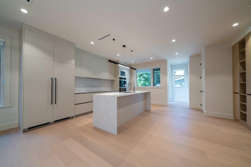 3849 26Th Avenue W, Vancouver, BC 