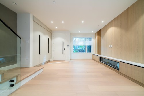 3849 26Th Avenue W, Vancouver, BC 