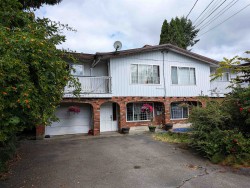 7479 Holly Street  Burnaby, BC V5E 2C3