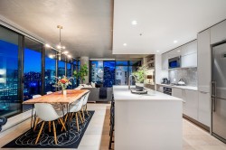 2305-108 Cordova Street W Vancouver, BC V6B 0G5