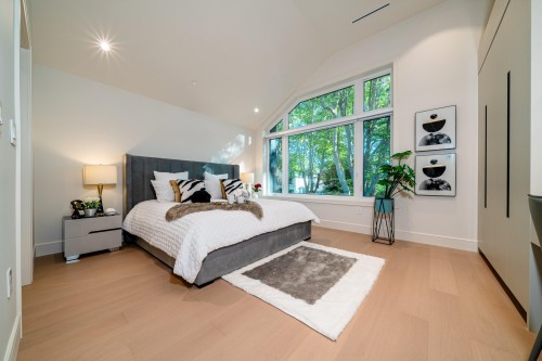 3847 26Th Avenue W, Vancouver, BC 