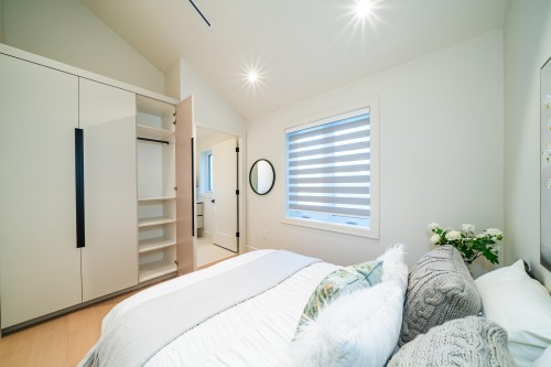 3847 26Th Avenue W, Vancouver, BC 