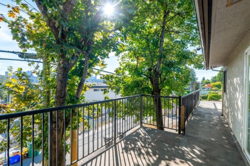 4325 Mahon Avenue, Burnaby, BC 