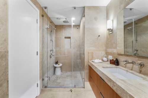 3405-1335 Howe Street, Vancouver, BC 