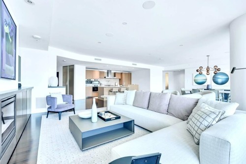 230X-1011 Cordova W, Vancouver, BC 