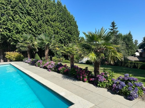 607 Glenmaroon Road, West Vancouver, BC 