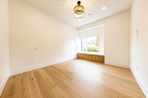 104-941 Dansey Avenue, Coquitlam, BC 