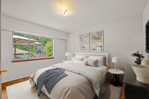 2239 Windridge Drive, North Vancouver, BC 