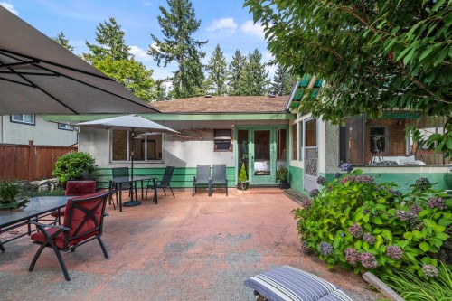 2239 Windridge Drive, North Vancouver, BC 