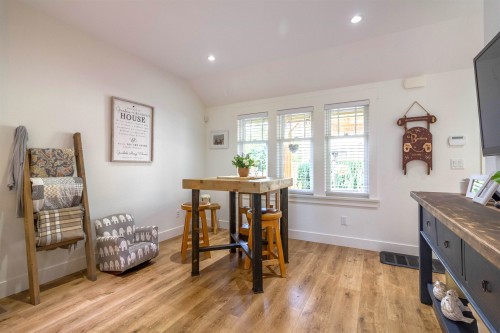 903 Walls Avenue, Coquitlam, BC 