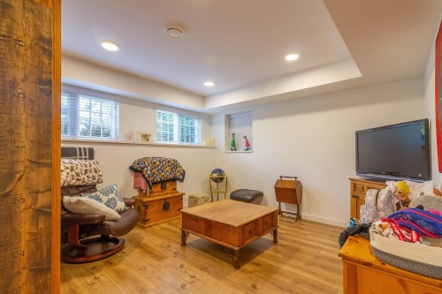 903 Walls Avenue, Coquitlam, BC 