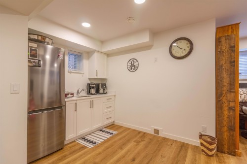 903 Walls Avenue, Coquitlam, BC 