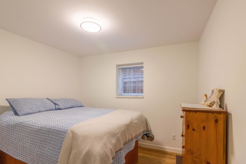 903 Walls Avenue, Coquitlam, BC 