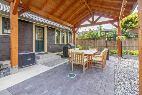 903 Walls Avenue, Coquitlam, BC 