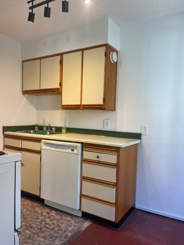 210-1050 Jervis Street, Vancouver, BC 