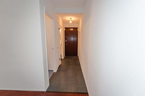 210-1050 Jervis Street, Vancouver, BC 