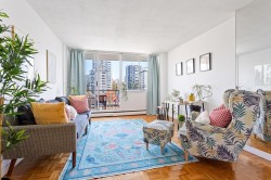 601-1850 Comox Street  Vancouver, BC V6G 1R3