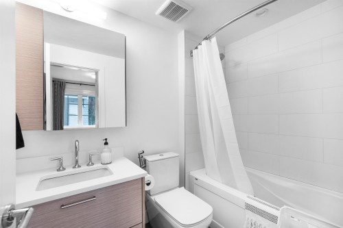 5-1133 Ridgewood Drive, North Vancouver, BC 