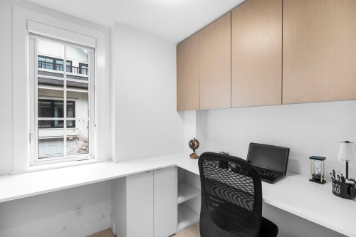 5-1133 Ridgewood Drive, North Vancouver, BC 